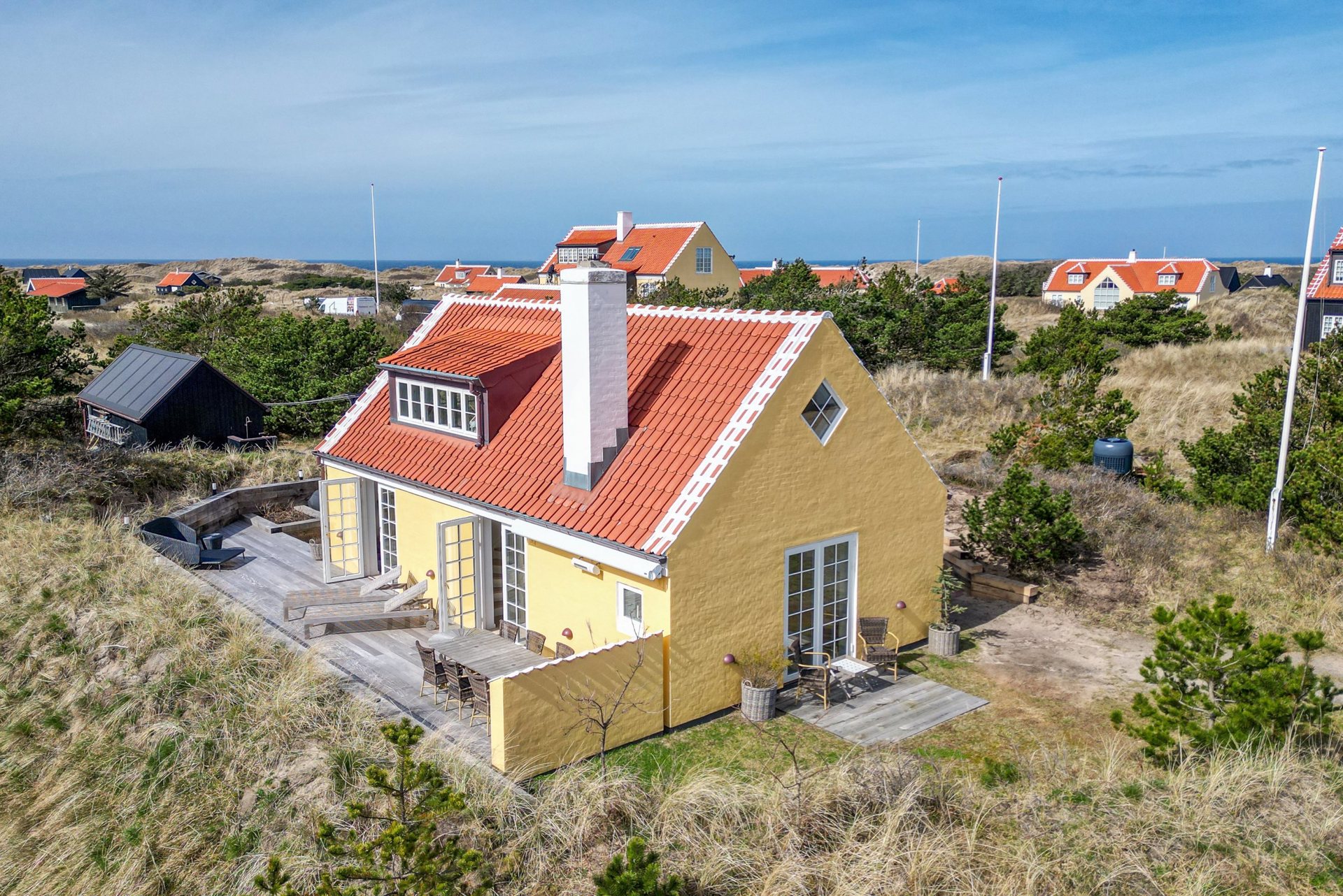 VELSKABT SOMMERLUKSUS I GL. SKAGENS KLITTER