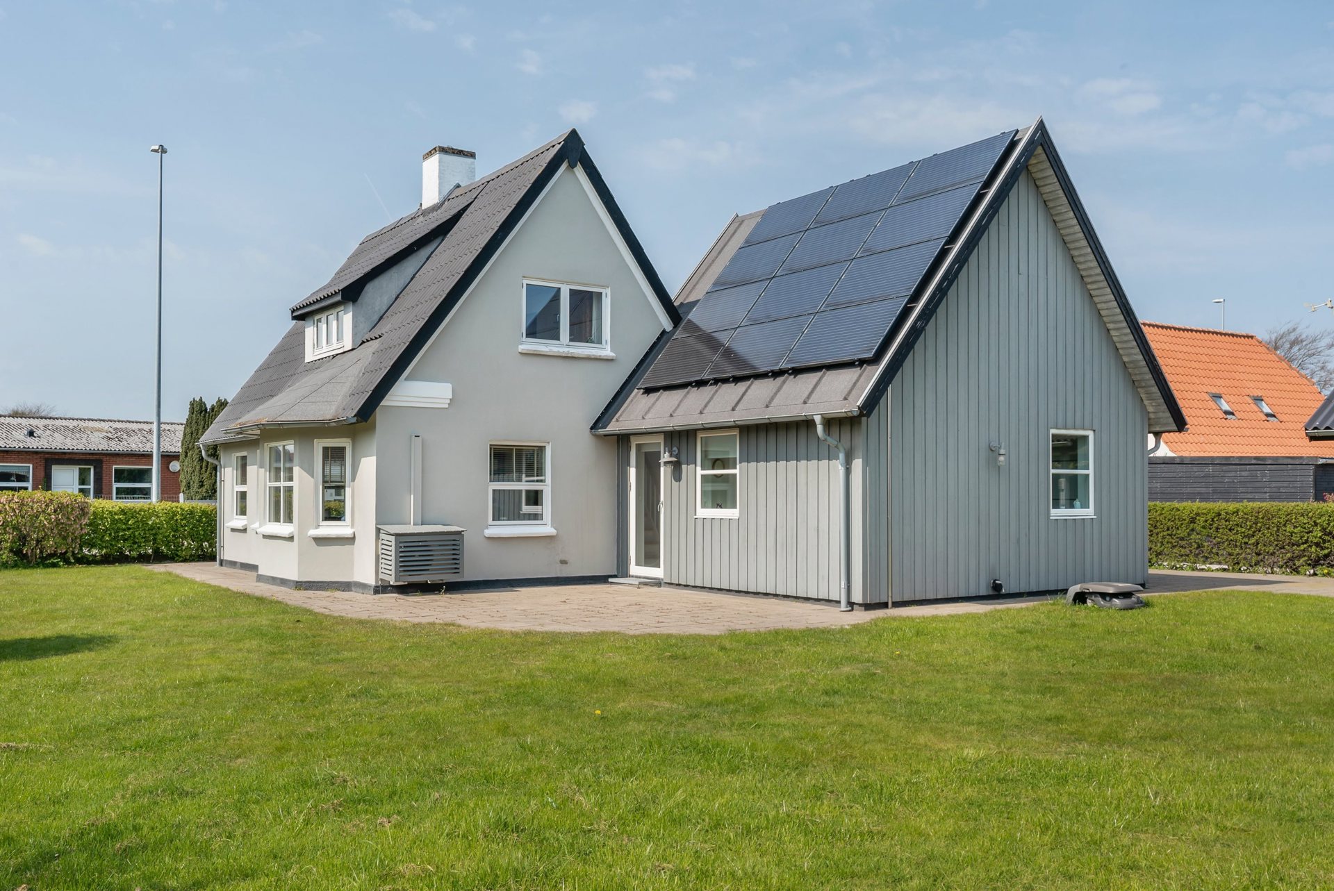 VELHOLDT BOLIG I SKØNNE ÅLBÆK