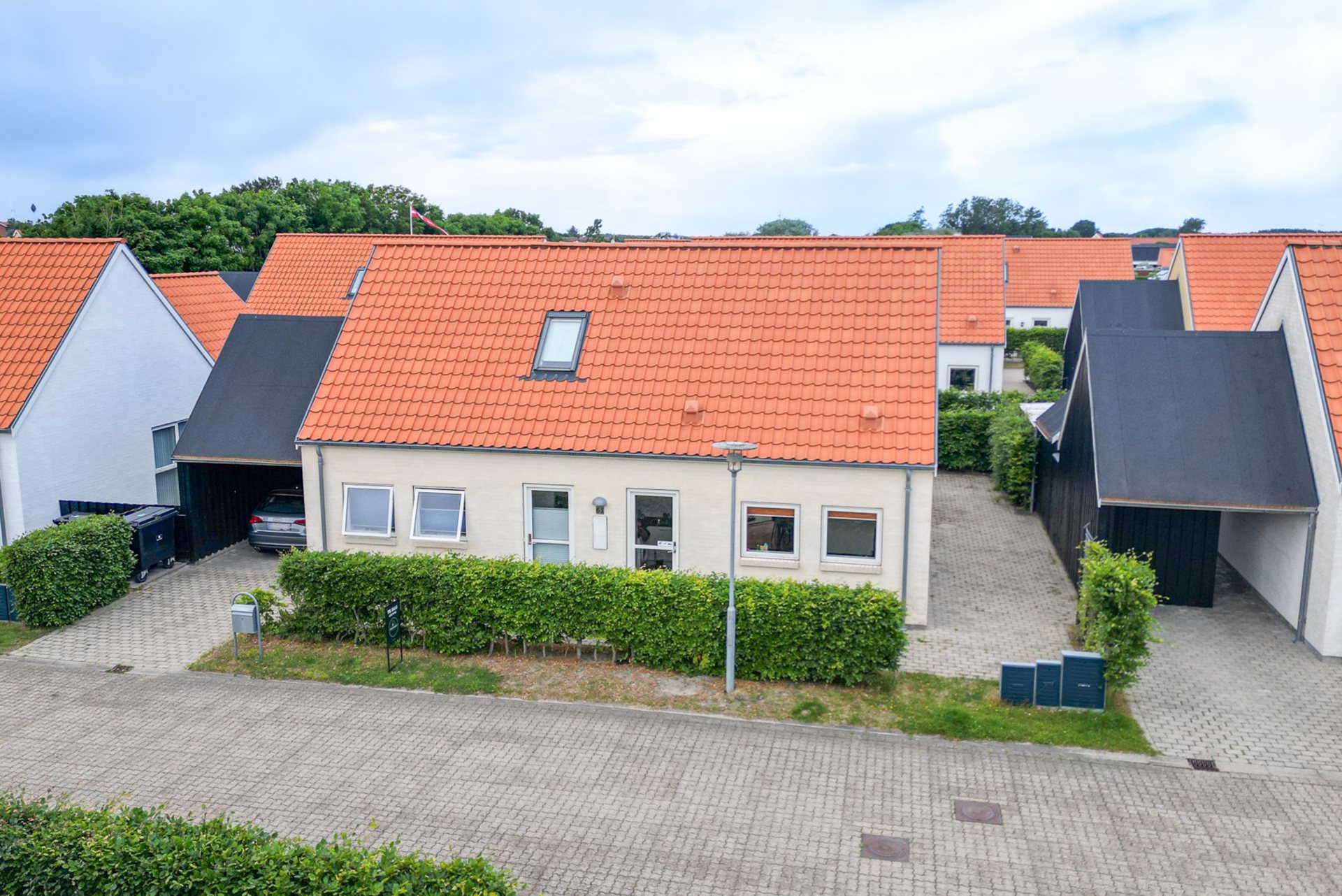 EFTERTRAGTET VILLA I POPULÆRT OMRÅDE