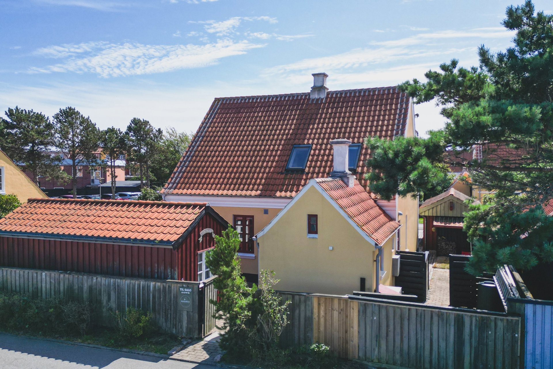 SJÆL OG CHARME FORENET I EN SMUK SKAGENSBOLIG I HJERTE AF SKAGEN