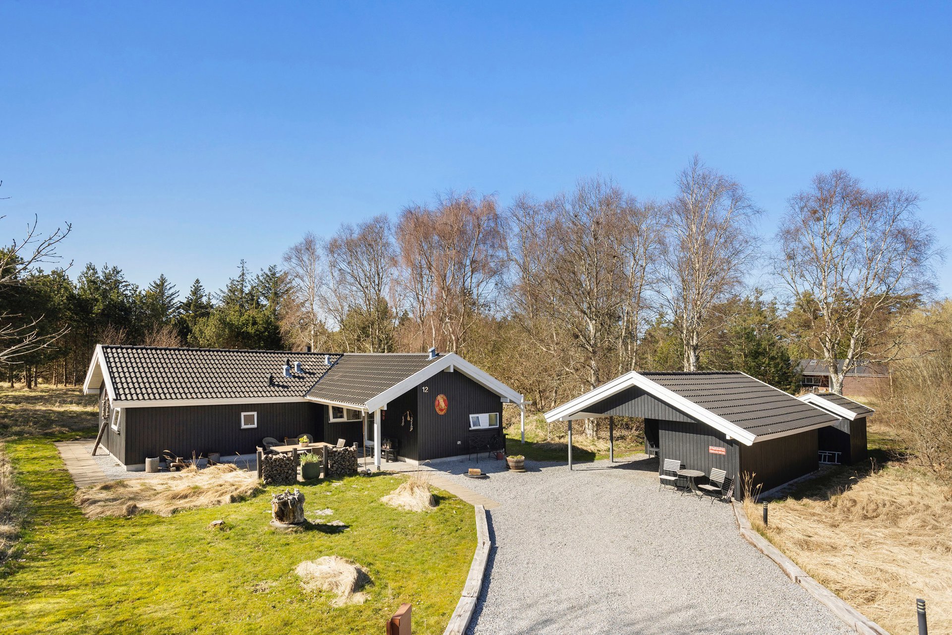 HVOR STILHEDEN MØDER LYSET
